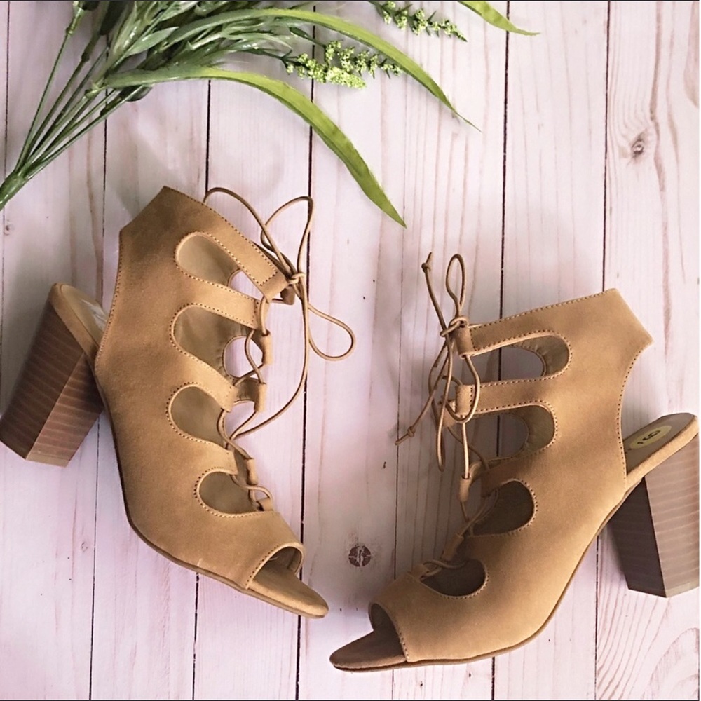 Chinese Laundry cut out ankle wrapped tie booties